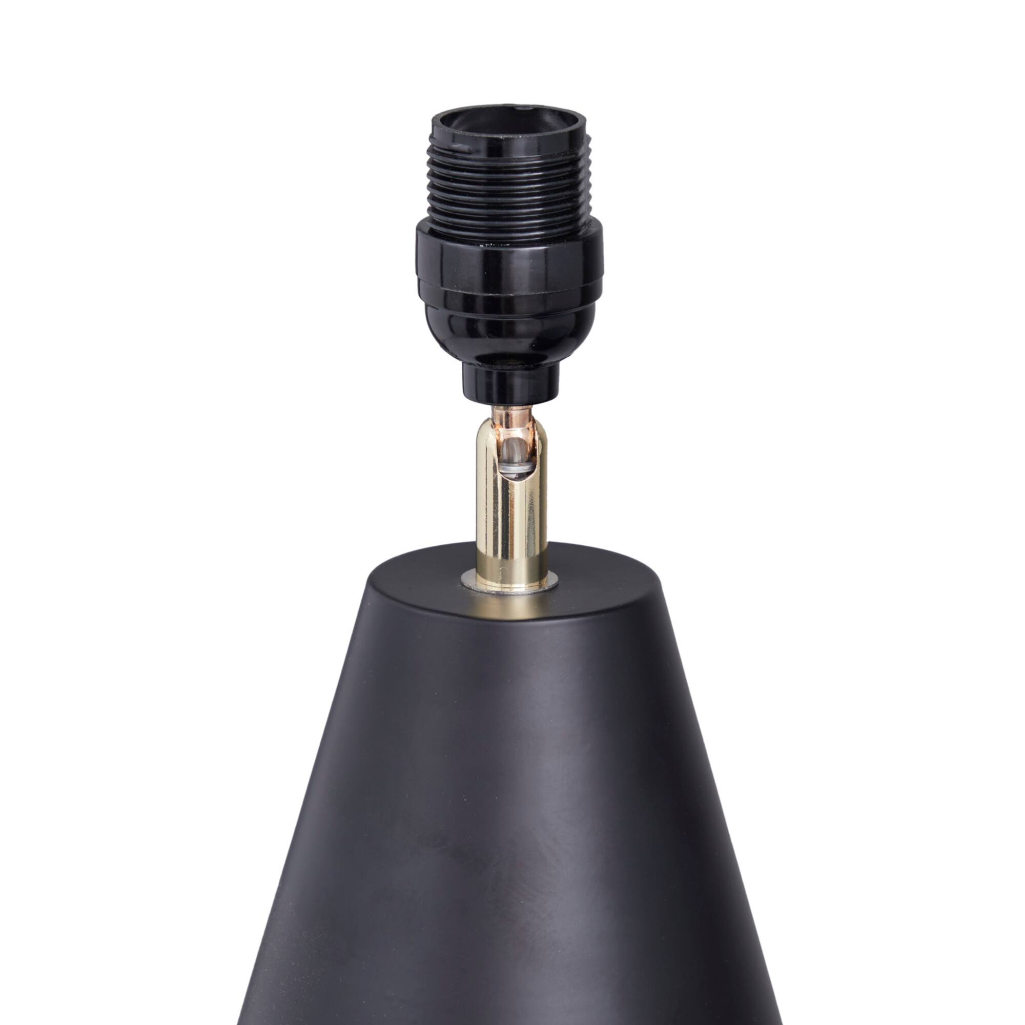 CosmoLiving by Cosmopolitan 27" Contemporary Table Lamp